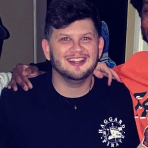 Meet your Posher, Ashton